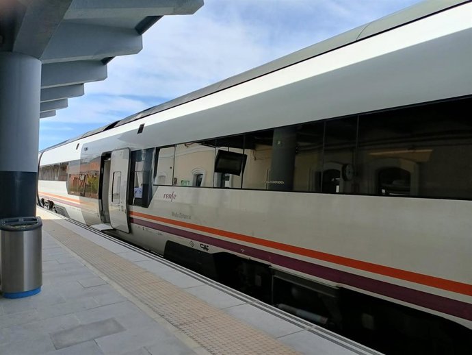La Media Distancia Madrid-Extremadura saldrá y terminará en Leganés hasta el 30