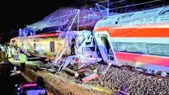 Renfe descarta que el accidente ferroviario se deba a exceso de velocidad, iban a menos de 210 km/h