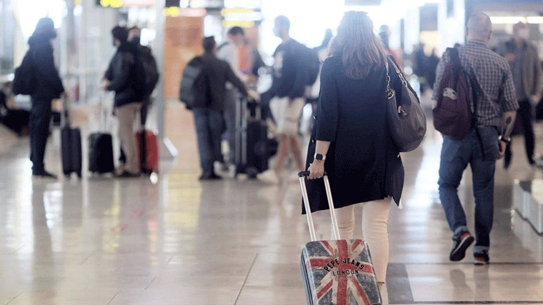 El turismo extranjero se multiplica por 9 en febrero y el gasto casi por 10