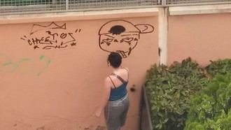 Dron de la policía local captura a grafitera en acción y enfrenta sanción de 3.000 euros