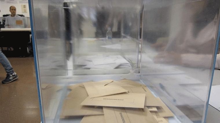 Un 10% de madrileños cambian de colegio electoral: Se enviarán 130.000 cartas