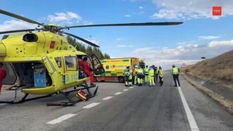 Vuelco de camión en Cobeña deja al conductor herido grave y en investigación