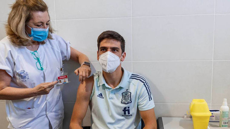 La selección española, vacunada ya en las Rozas contra el coronavirus