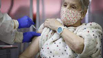 Arranca la vacunación de la gripe y 4ª dosis Covid para mayores de 60