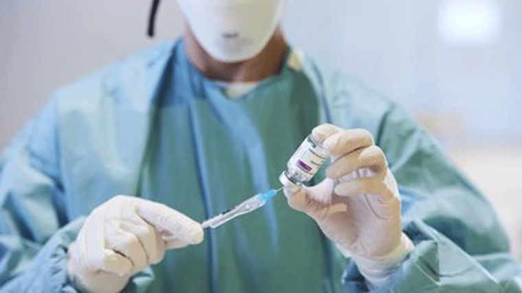 Sanidad y CC.AA amplían la vacunación con AstraZeneca a los 69 años