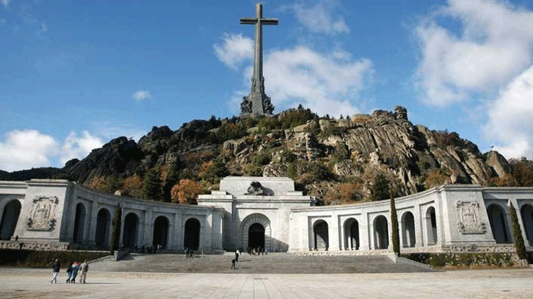 El Gobierno recibe la licencia de obra para iniciar exhumaciones en el Valle de los Caídos