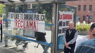 Foto: Vecinas y vecinos de barrios y pueblos de Madrid, durante su campaña `Reclama´