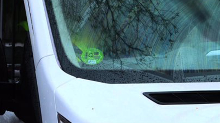 El Ayuntamiento no incluye permisos para circular de los coches con etica C en la ordenanza