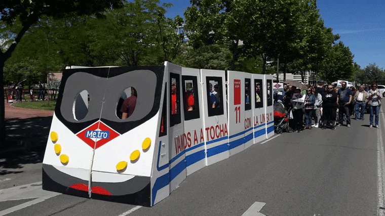 Carabanchel y Puente de Praga, firmas para exigir la prolongación de la L-11 de Metro