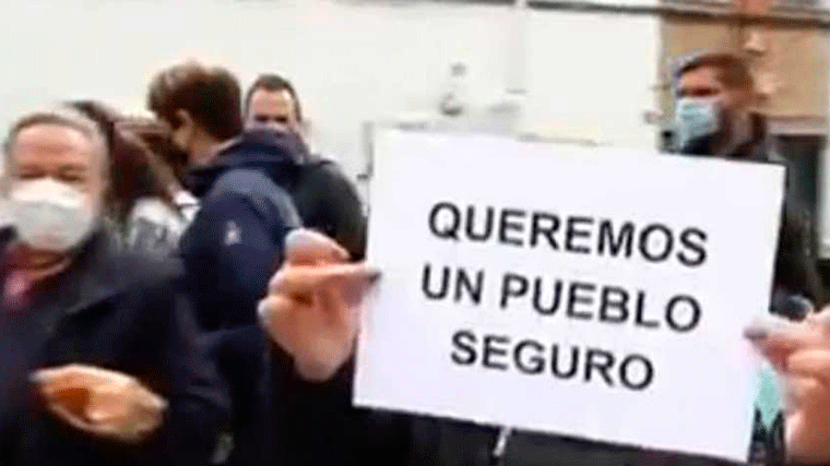 Nuevo agujero institucional para el PP: El alcalde de Velilla deja el partido