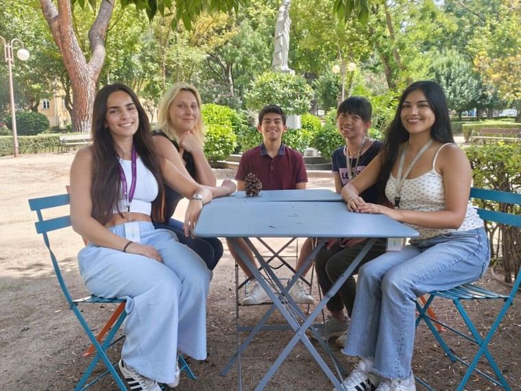 Estudiantes internacionales destacan en prácticas de verano en el CNIO