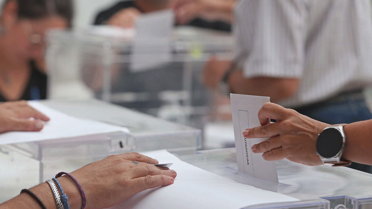 El PSOE gana con el 36,9% de los votos, el PP segundo con el 28,28% y Vox tercero