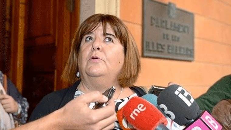 Podemos hace limpia en Baleares y expulsa a la presidenta del Parlament, Xelo Huertas
