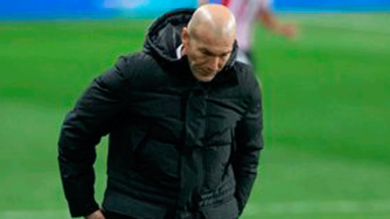 Zidane da positivo en coronavirus y no viajará a Vitoria