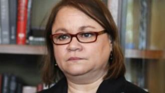 La escritora Zoe Valdés y el exministro de UCD, Carlos Bustelo, en la lista de Vox al Senado por Madrid